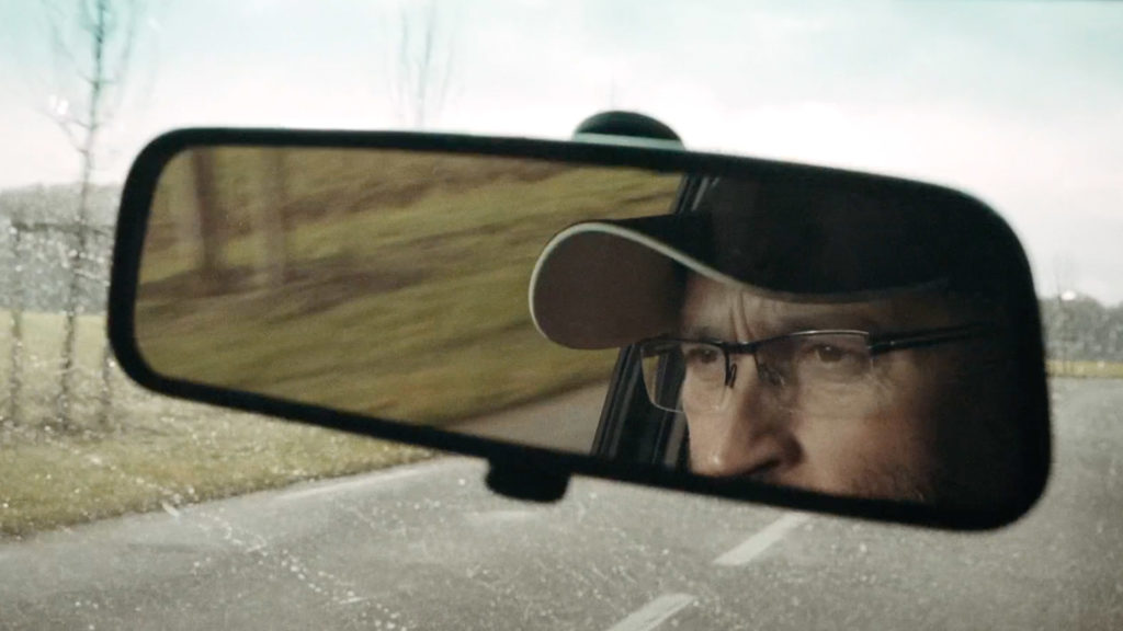 Portrait - Sous la pluie, Norbert Clément accélère à bord du modèle Audi Quattro Sport
